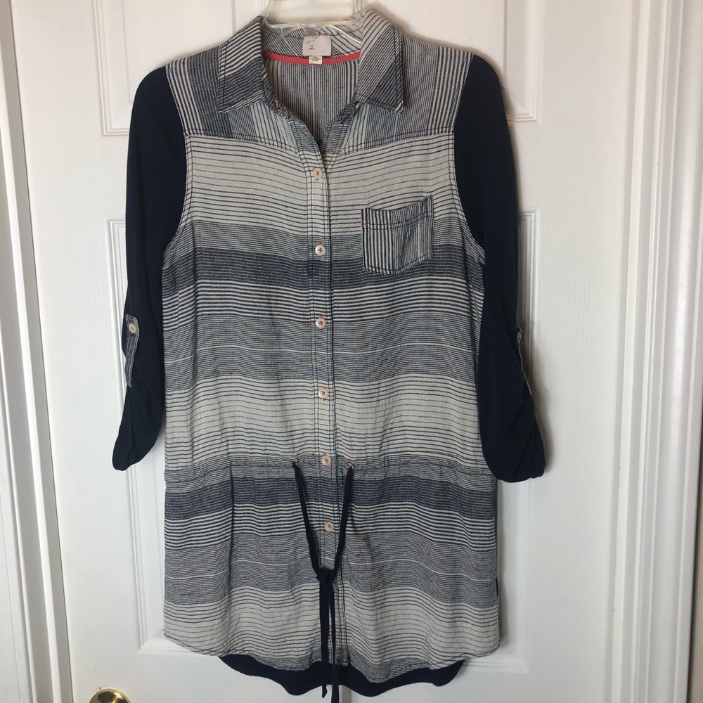 9-HI5 STCL Anthropologie Button Down Top with Drawstring and pockets   Size S